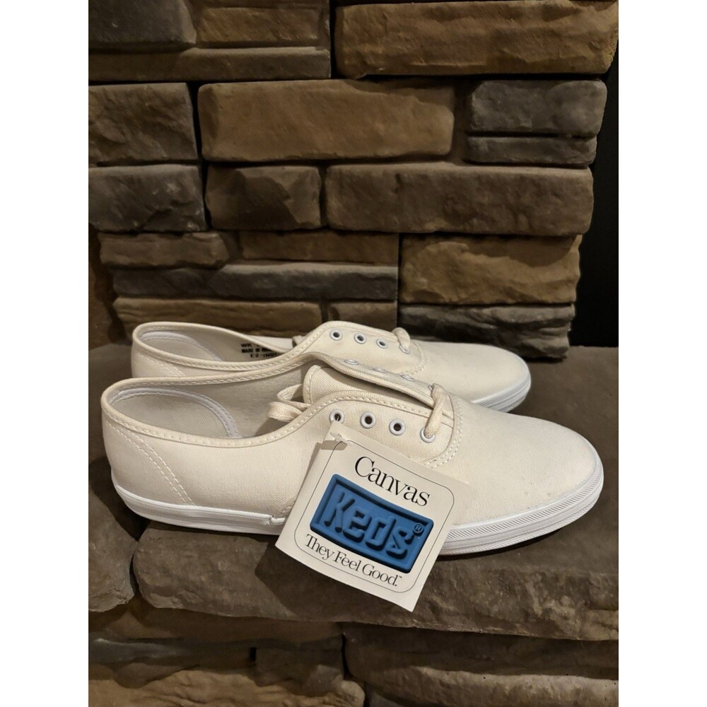 Keds Vintage Off White New Canvas Lace Shoe Size 8.5 They Feel Good NWT